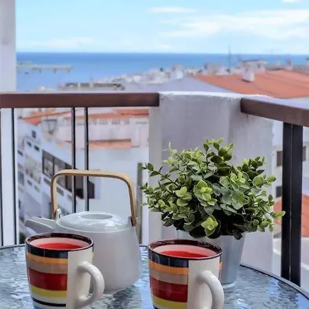 Апартаменты Isabels Seaview